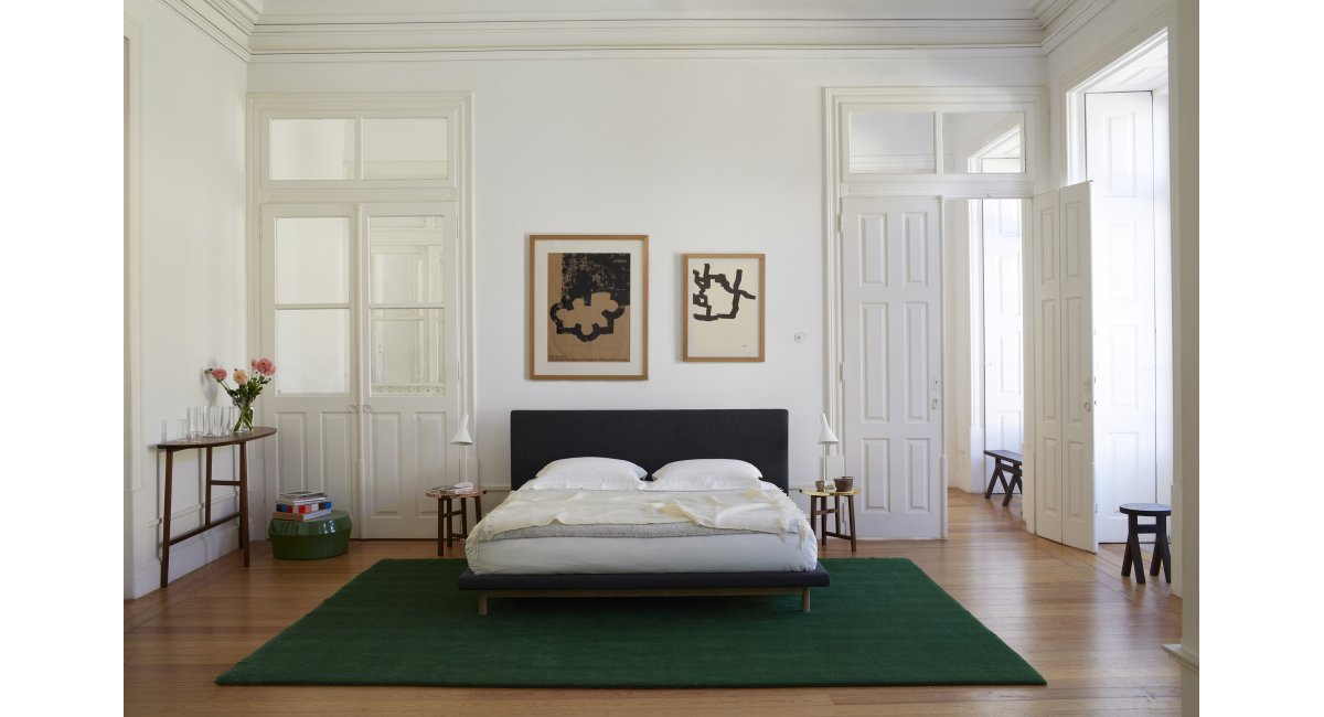 De La Espada, Frame Bed