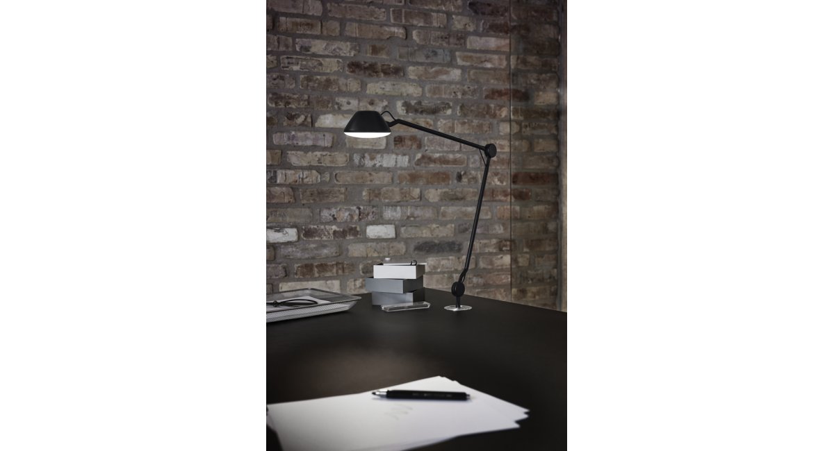 FritzHansen-AQ01Pared-asAnneQvist2017-MINIMShowroom