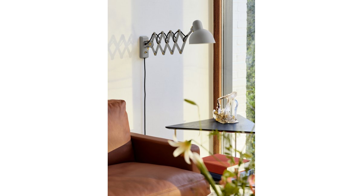 FritzHansen-KaiserIdellPared0-ChristianDell1936MINIMShowroom