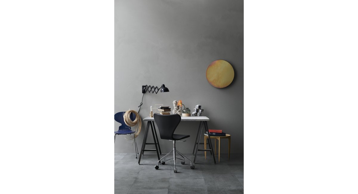 FritzHansen-KaiserIdellPared0-ChristianDell1936MINIMShowroom