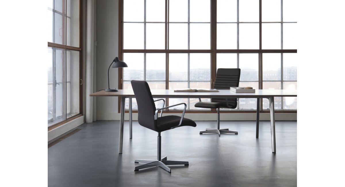 FritzHansen-KaiserIdellSobremesa-ChristianDell1936MINIMShowroom