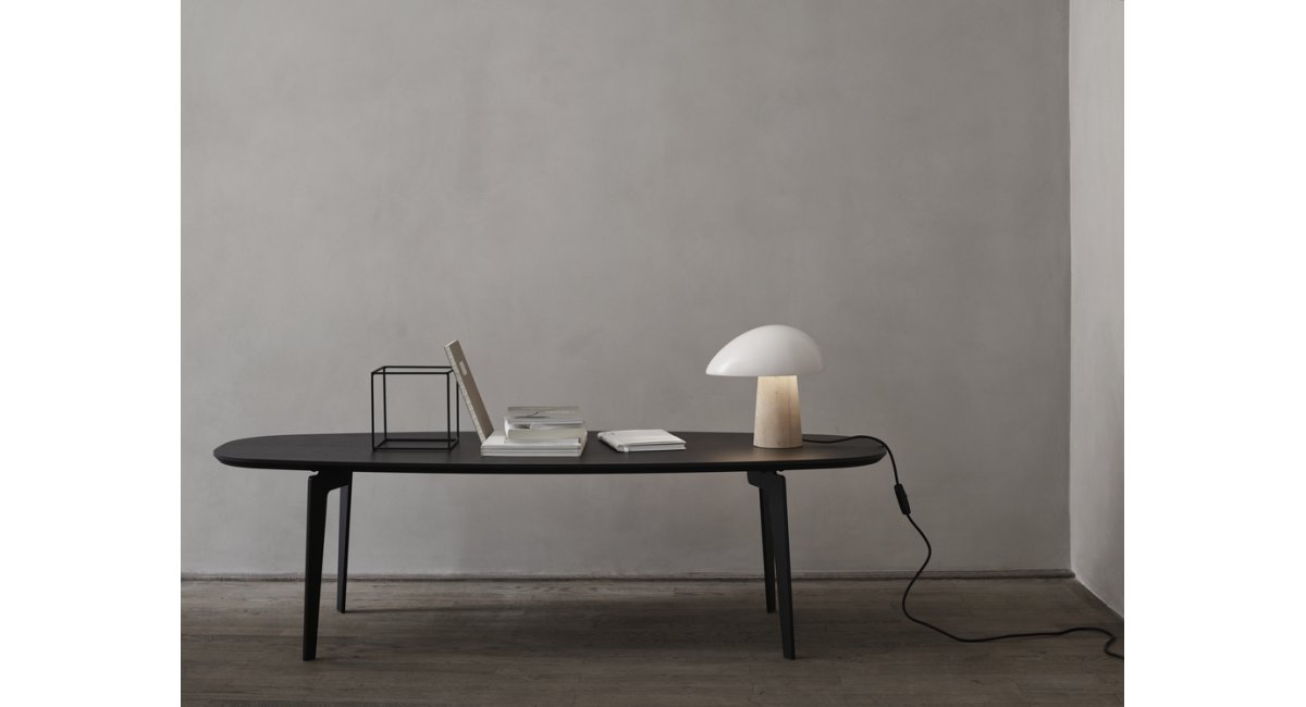 FritzHansen-NightOwlSobremesa-NicholaiWiig-Hansen2015-MINIMShowroom