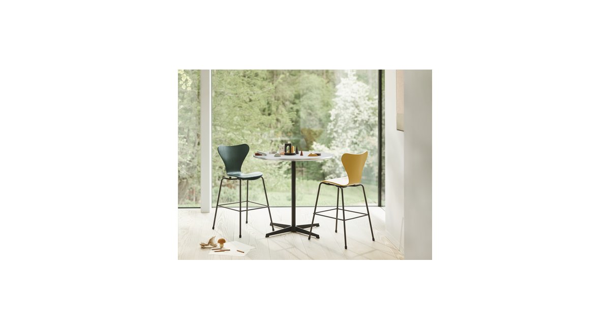 FritzHansen-Super-CircularMesa-Piet HeinBruno Mathsson and Arne Jacobsen1968-MinimShowroom