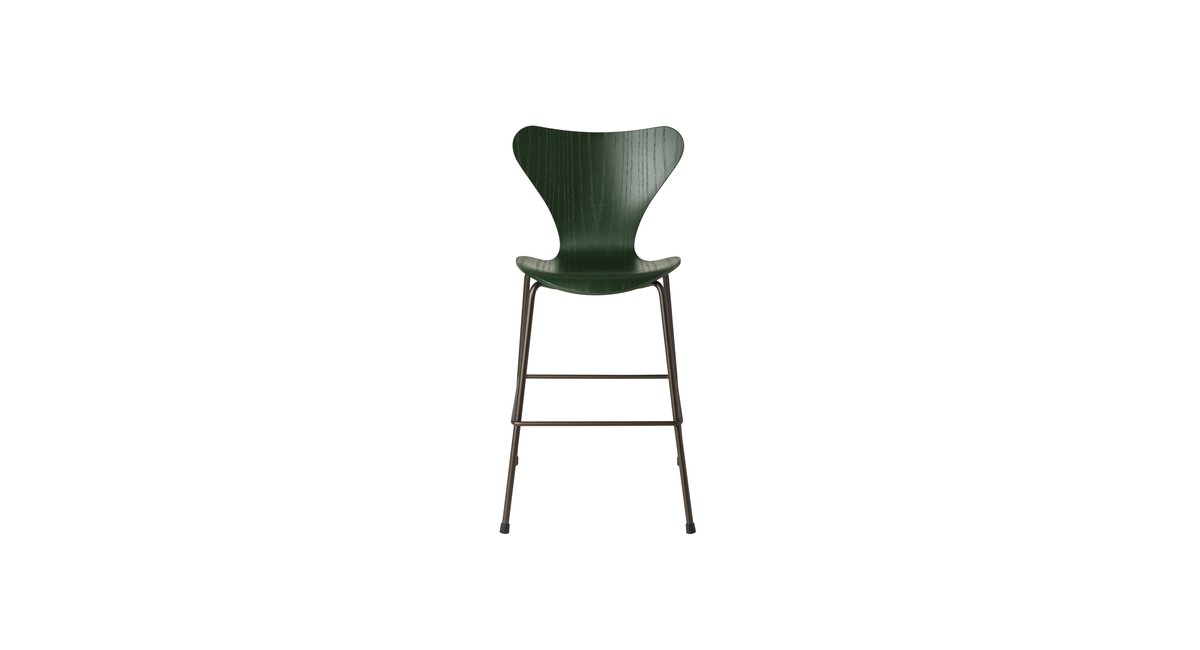 FritzHansen_Serie7Junior_Jacobsen_MinimShowroom