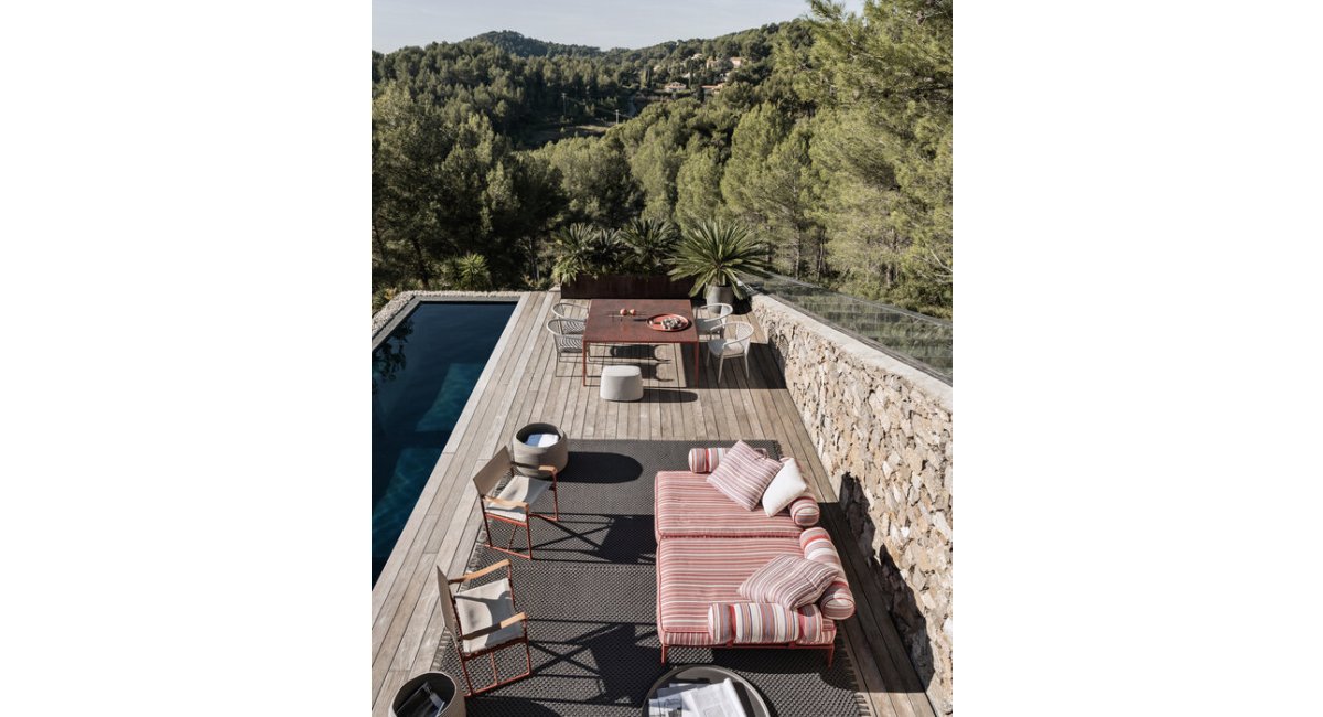 outdoor_sofa_Ribes_minim showroom_b&amp;b