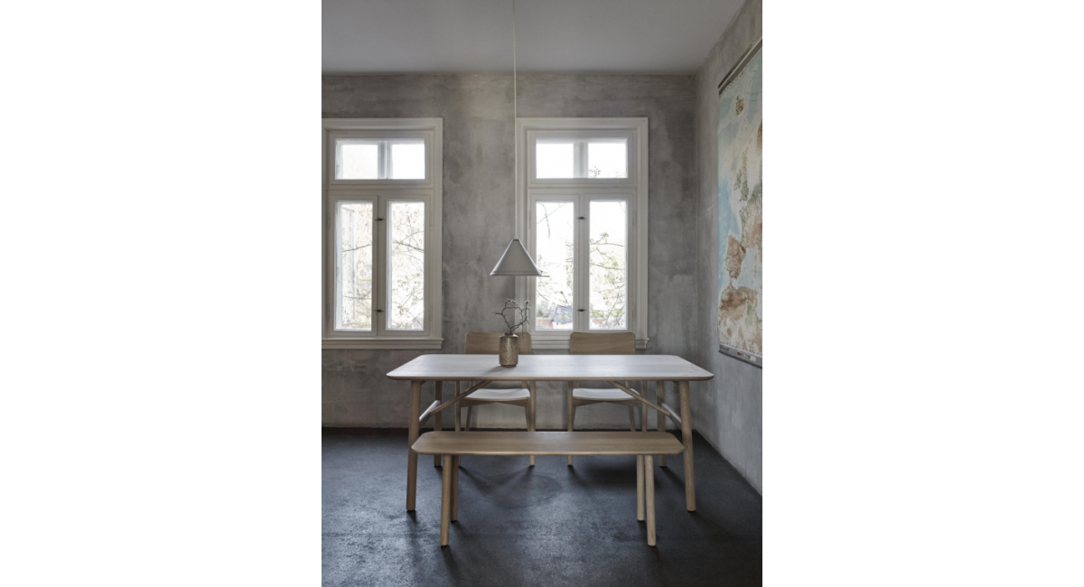 HVEN TABLE - mesa de comedor - SKAGERAK - MINIM - lifestyle - mesa pequeña