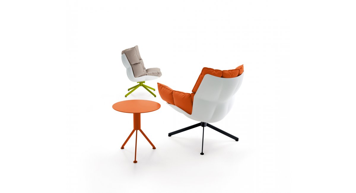 B&amp;B Italia, Husk