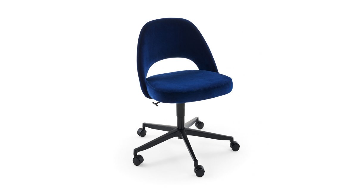 KNOLL_Saarinen Conference Chair Relax_ silla oficina _ MINIM