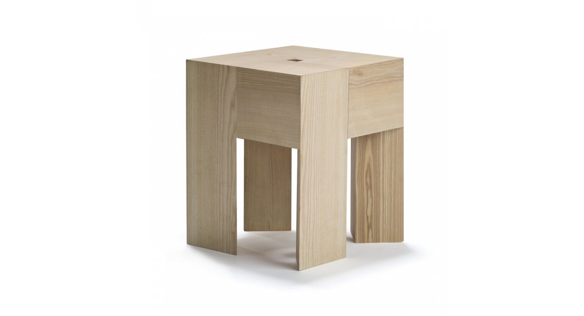 Karakter_TriAngle_taburete-MINIM-Perspectiva