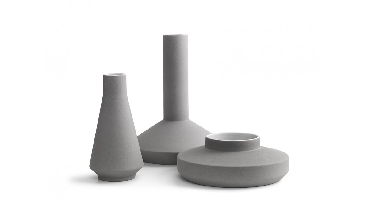 Karakter_Vases_MINIM _ jarrones grises