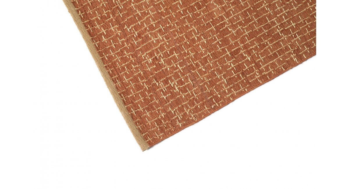 Living Divani, Kirisame