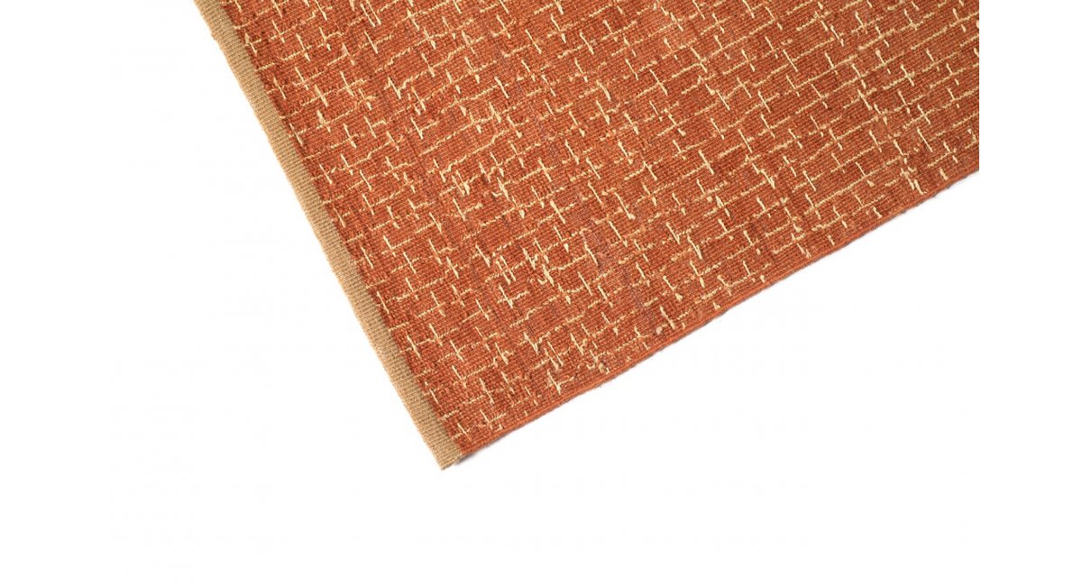 Living Divani, Kirisame