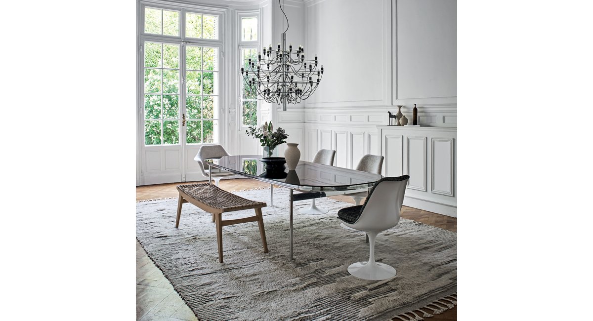 Klismos Bench KNOLL MINIM