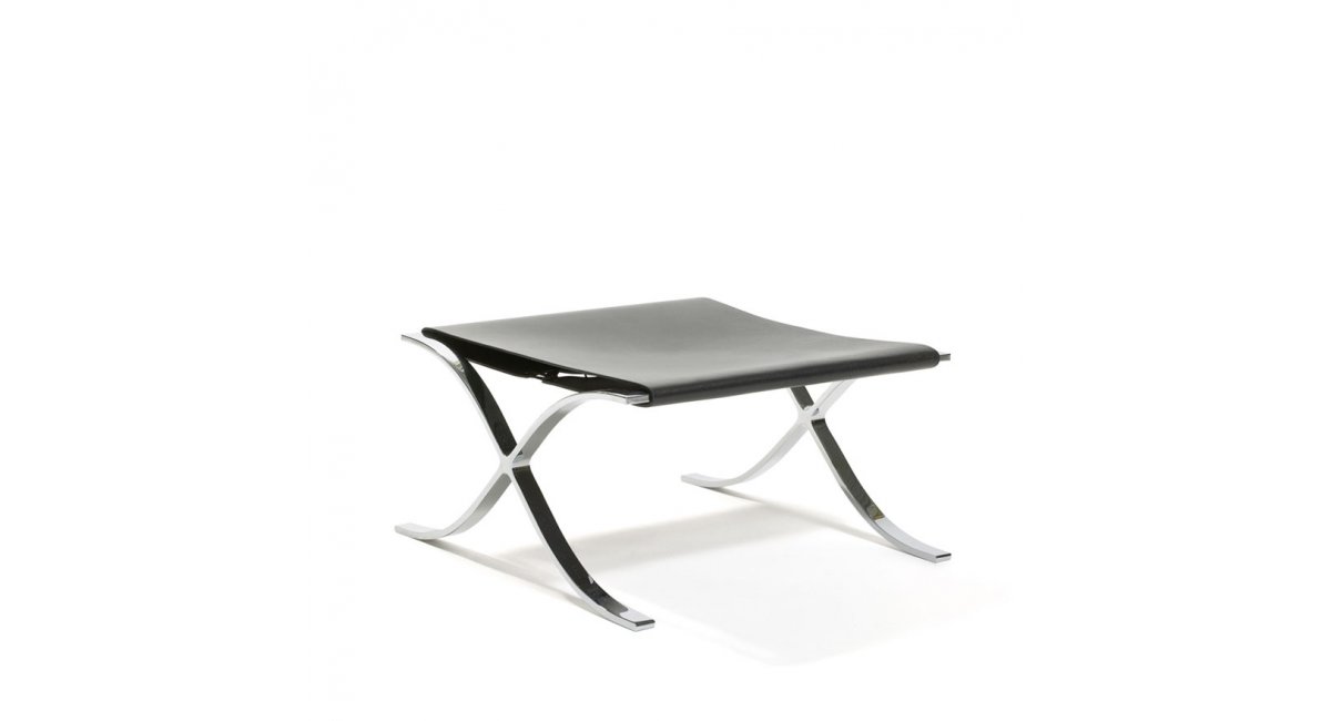 Knoll, Barcelona Stool