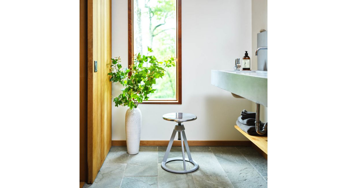 Knoll-Piton-Edward Barber and Jay Osgerby2015-MINIMShowroom