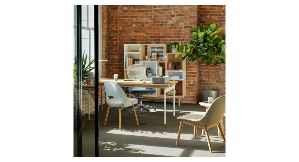 Knoll-SaarinenExecutiveChair-EeroSaarinen1950-MINIMShowroom