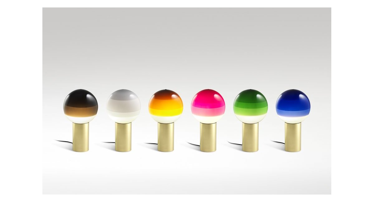 Lámpara sobremesa Dipping Light Marset en Minim