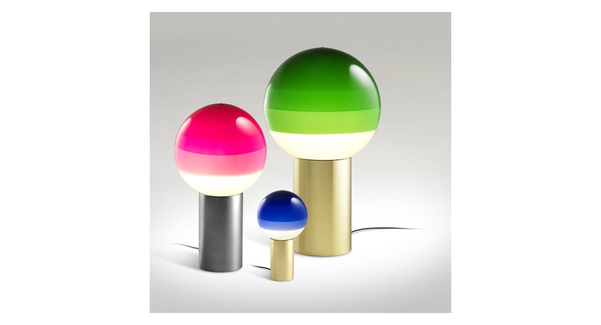 Lámpara sobremesa Dipping Light Marset en Minim