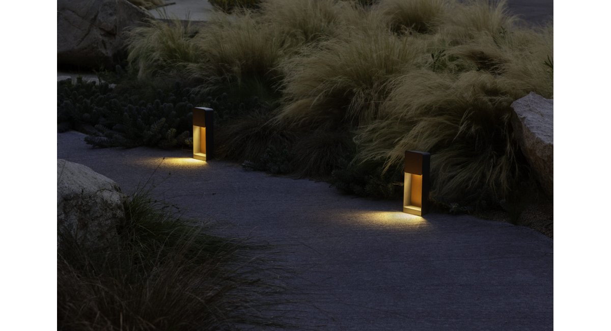 LAB - FRANCESC RIFÉ - MARSET - MINIM - iluminación exterior - lifestyle entrada