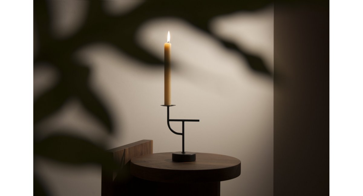 LINES &amp; CANDLES - candelabro - portavelas - Gofi - MINIM - lifestyle mesita