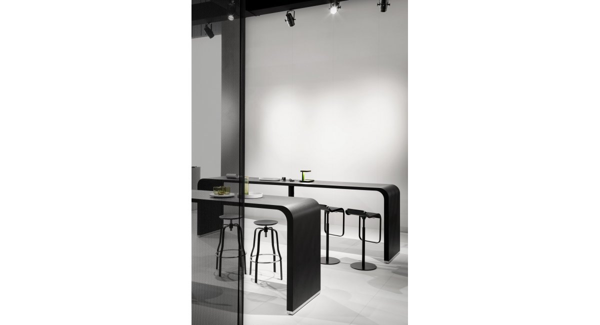 La Palma_mesas negras_mesas modulares_mesas cocina_mesas comedor_mesa oficina_MINIM Showroom_Madrid_Barcelona_
