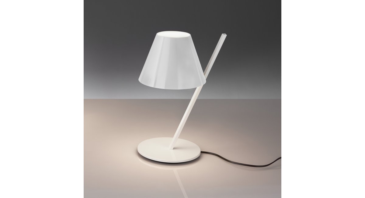 Artemide, La Petite Table