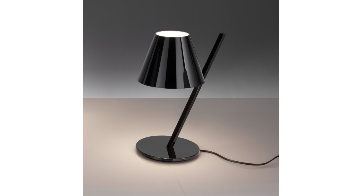 Artemide, La Petite Table