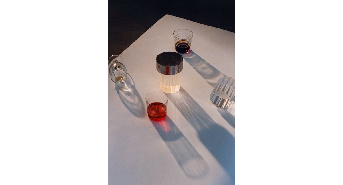 Last Order Fluted -lámpara de mesa - Flos - MINIM - lifestyle comedor