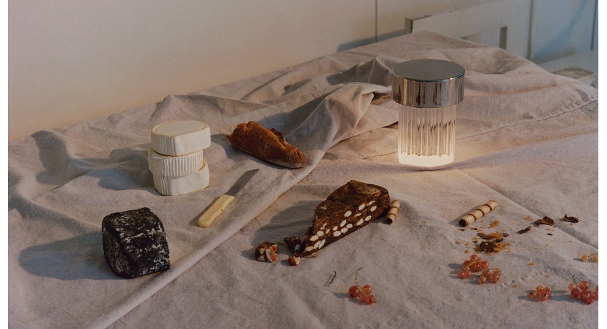 Last Order Fluted -lámpara de mesa - Flos - MINIM - lifestyle mesa