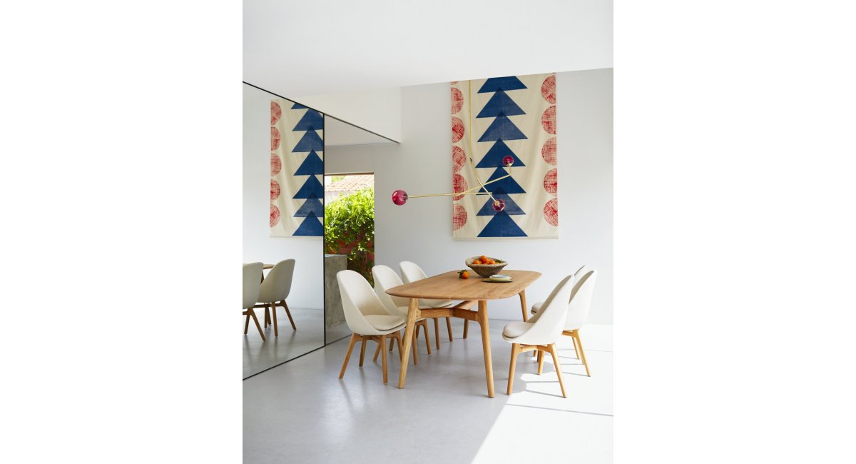 Solo Oblong Table, De la Espada