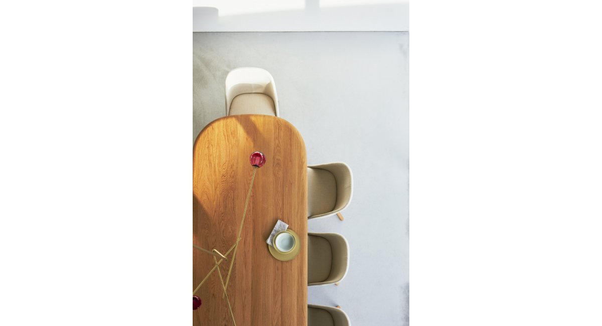 Solo Oblong Table, De la Espada