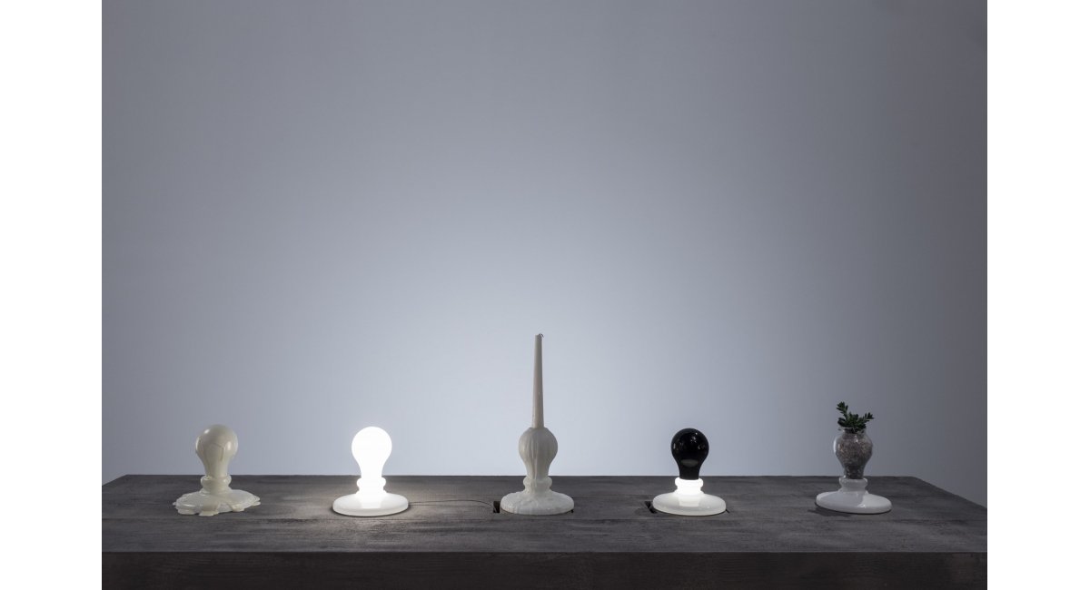 Light Bulb - lámpara de sobremesa - Foscarini - MINIM