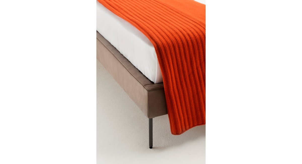 Living Divani, Lipp Bed