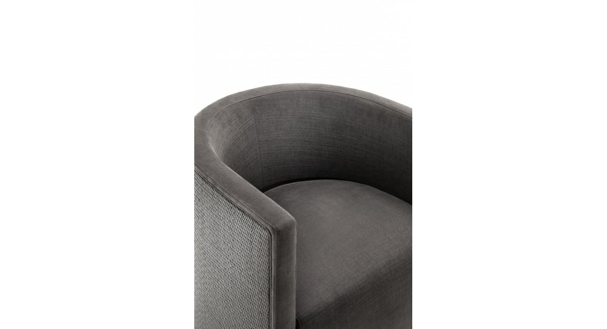 Confident Rattan, Living Divani