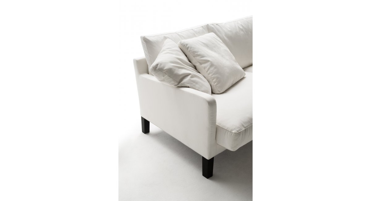 Living Divani, Dumas