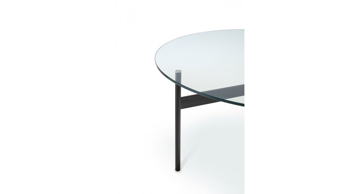 Living Divani, Notes