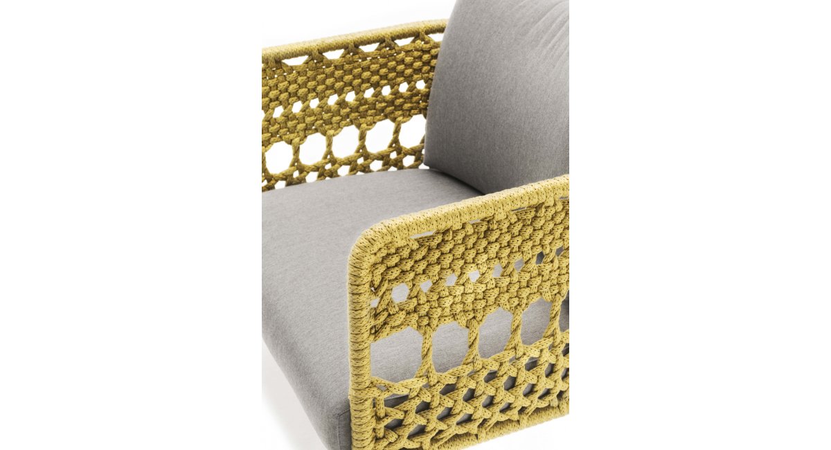 Living Divani, Tombolo