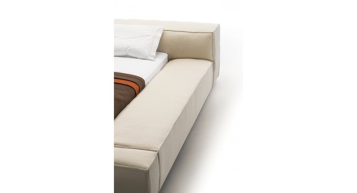 Living Divani, Extrasoft Bed
