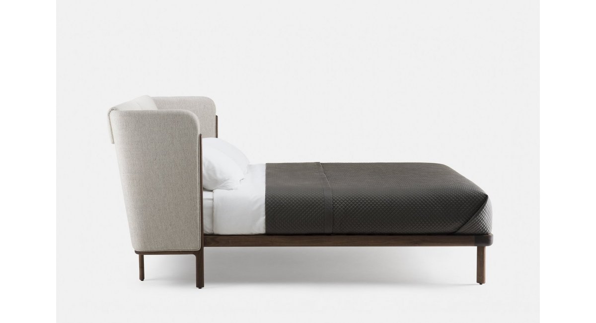 Low Dubois Bed - Luca Nichetto - cama de nogal - cama de madera- cabecero bajo - sin mesita de noche - MINIM