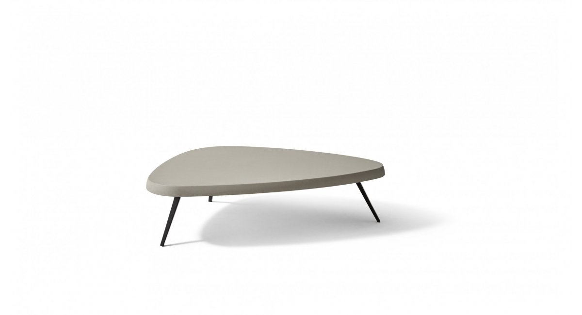 MEXIQUE OUTDOOR LOW TABLE_Cassina_Minim Barcelona Madrid