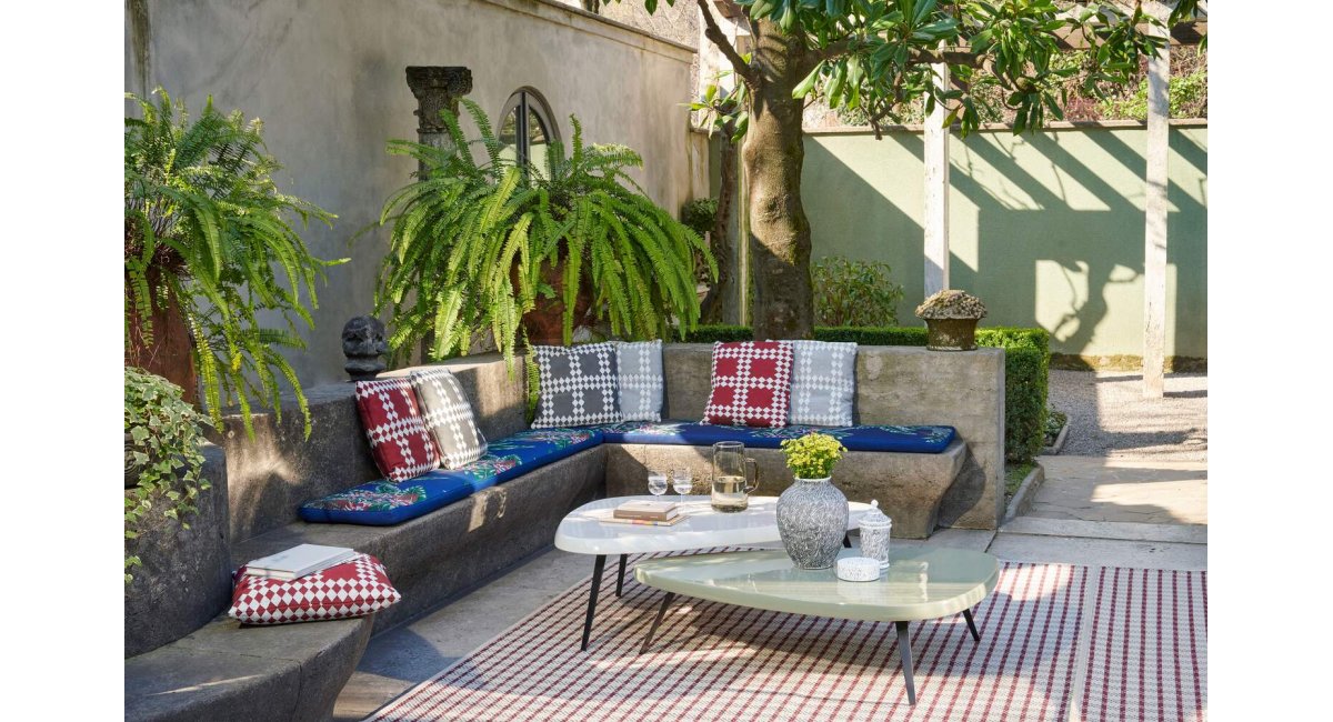 MEXIQUE OUTDOOR LOW TABLE_Cassina_Minim Barcelona Madrid