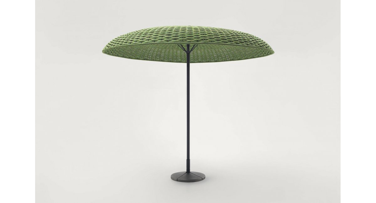 Paola Lenti, Mogambo