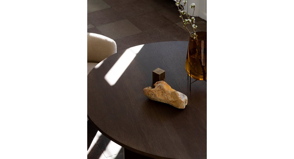 Androgyne Dining Table Menu en MINIM