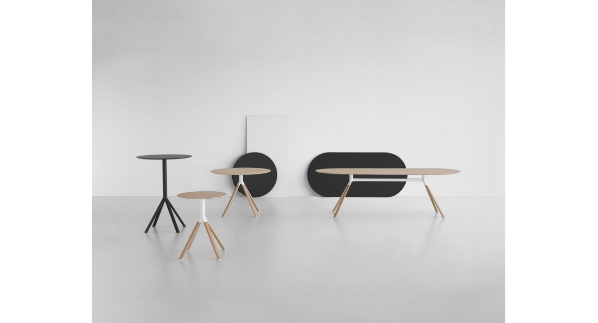 Mesa La Palma_ Fork_mesas fork_mesas diferentes tamaños_mesas diferentes colores_MINIM Showroom_Madrid_Barcelona