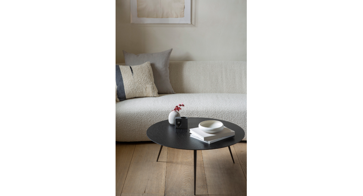 Mesa de centro luna-minim showroom-ethnicraft