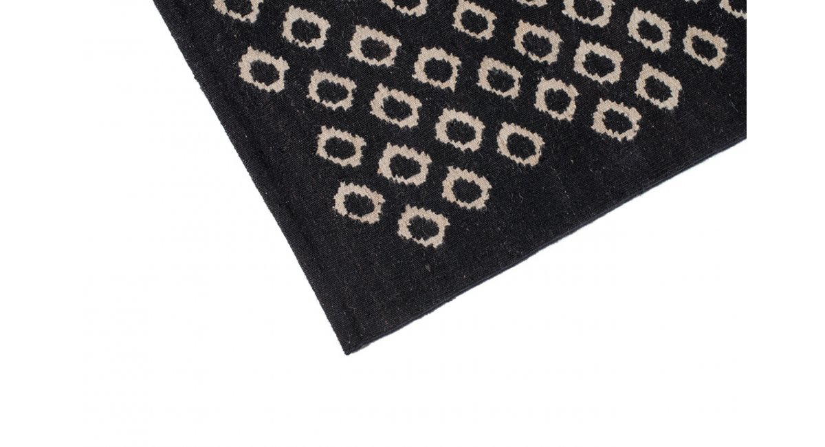 Living Divani, Misore