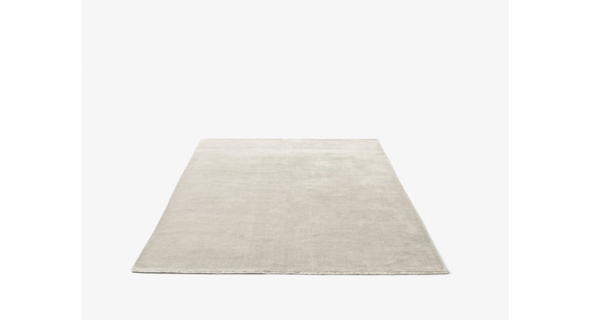 And Tradition, Moor rug