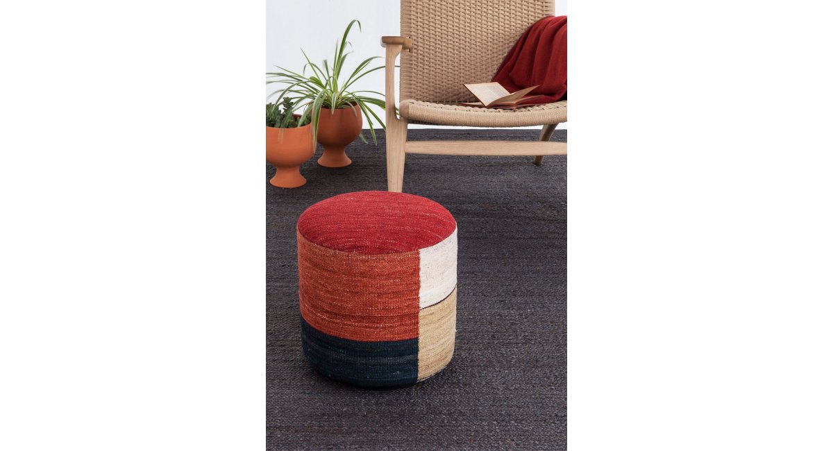 Nanimarquina-KilimPouf-NaniMarquina&amp;MarcosCatalan-MINIM Showroom