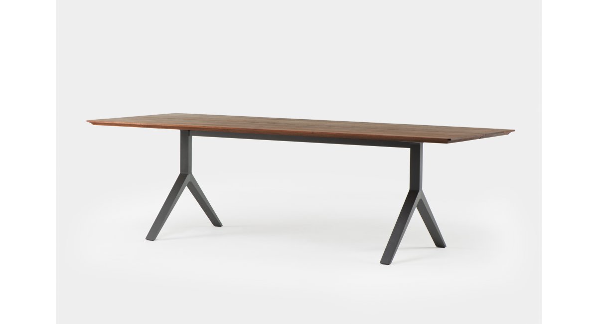 De La Espada, Overton Table