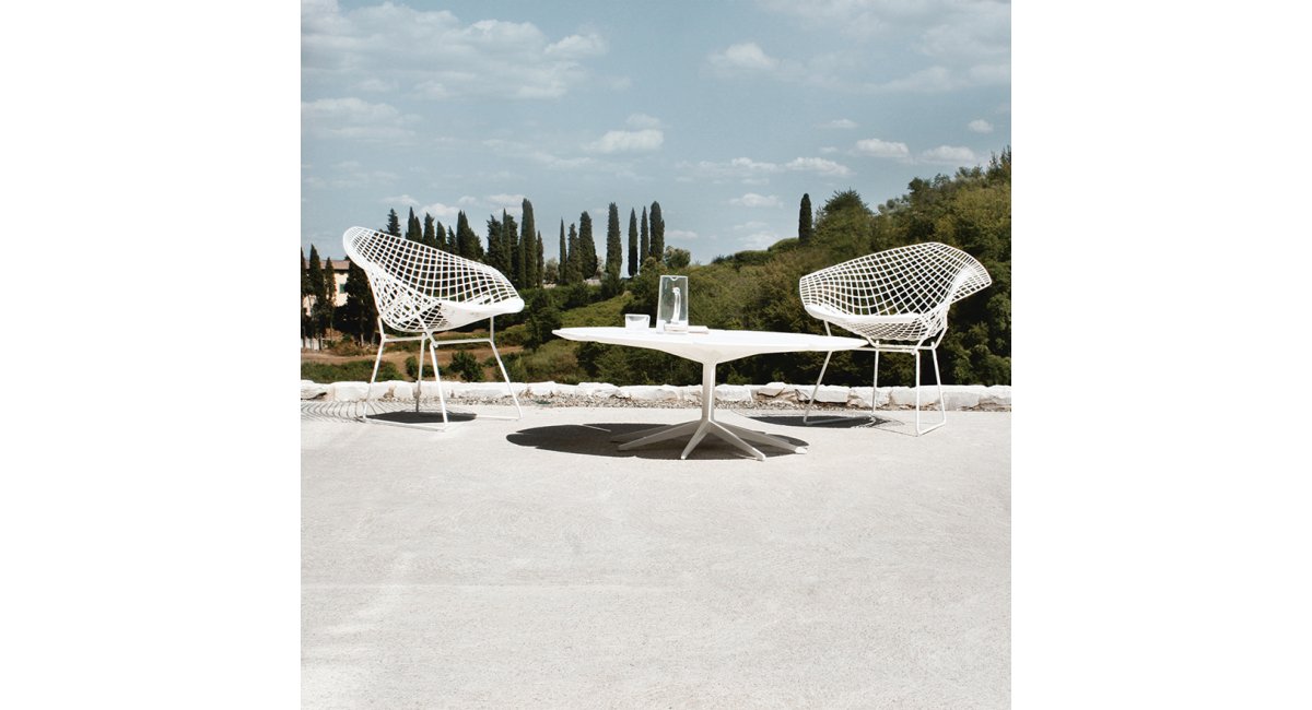 Petal Coffee Table KNOLL MINIM